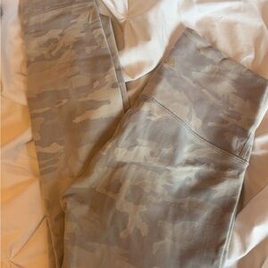 lululemon athletica Camo Leggings - Beige